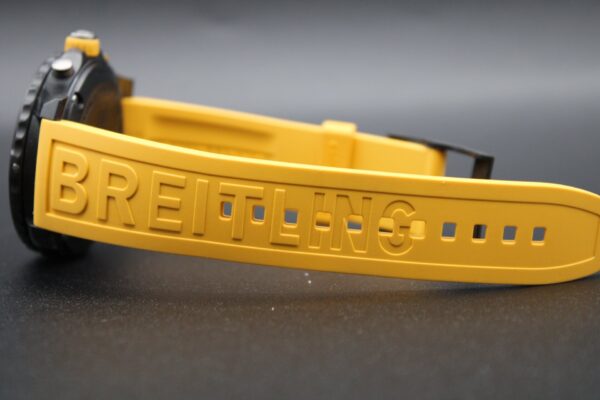 Breitling Endurance Pro X82310 A41B1S1 - Image 11